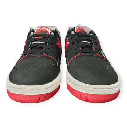 New Balance 550 Black Red