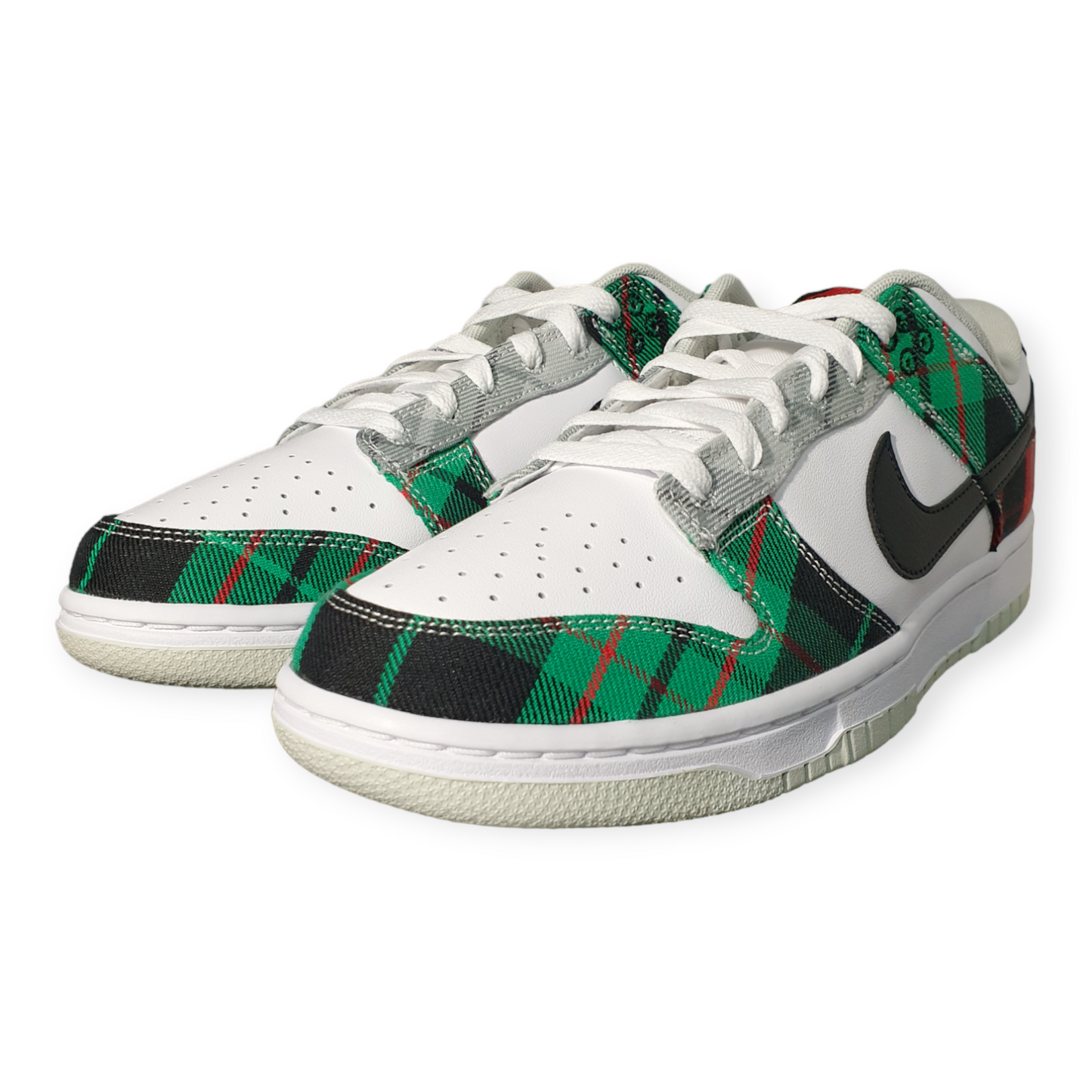 Nike Dunk Low Tartan Plaid