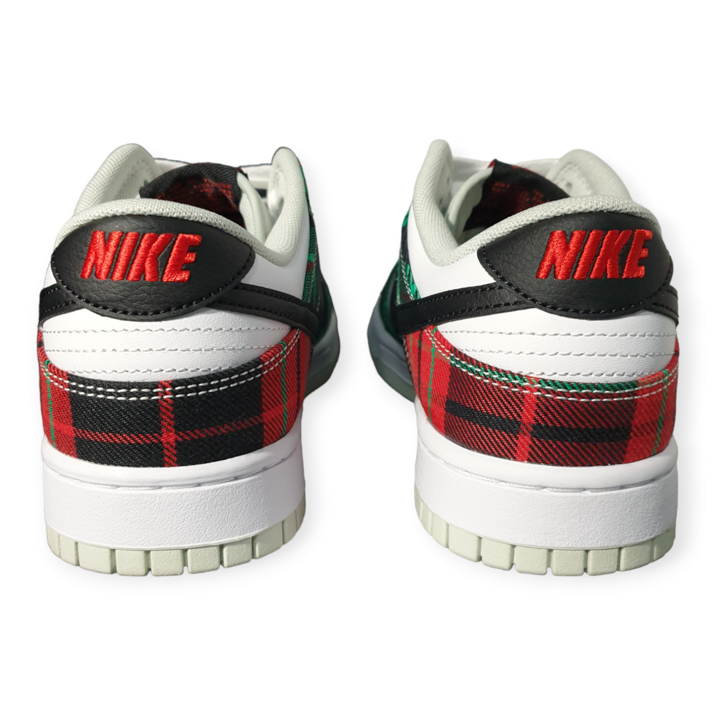 Nike Dunk Low Tartan Plaid